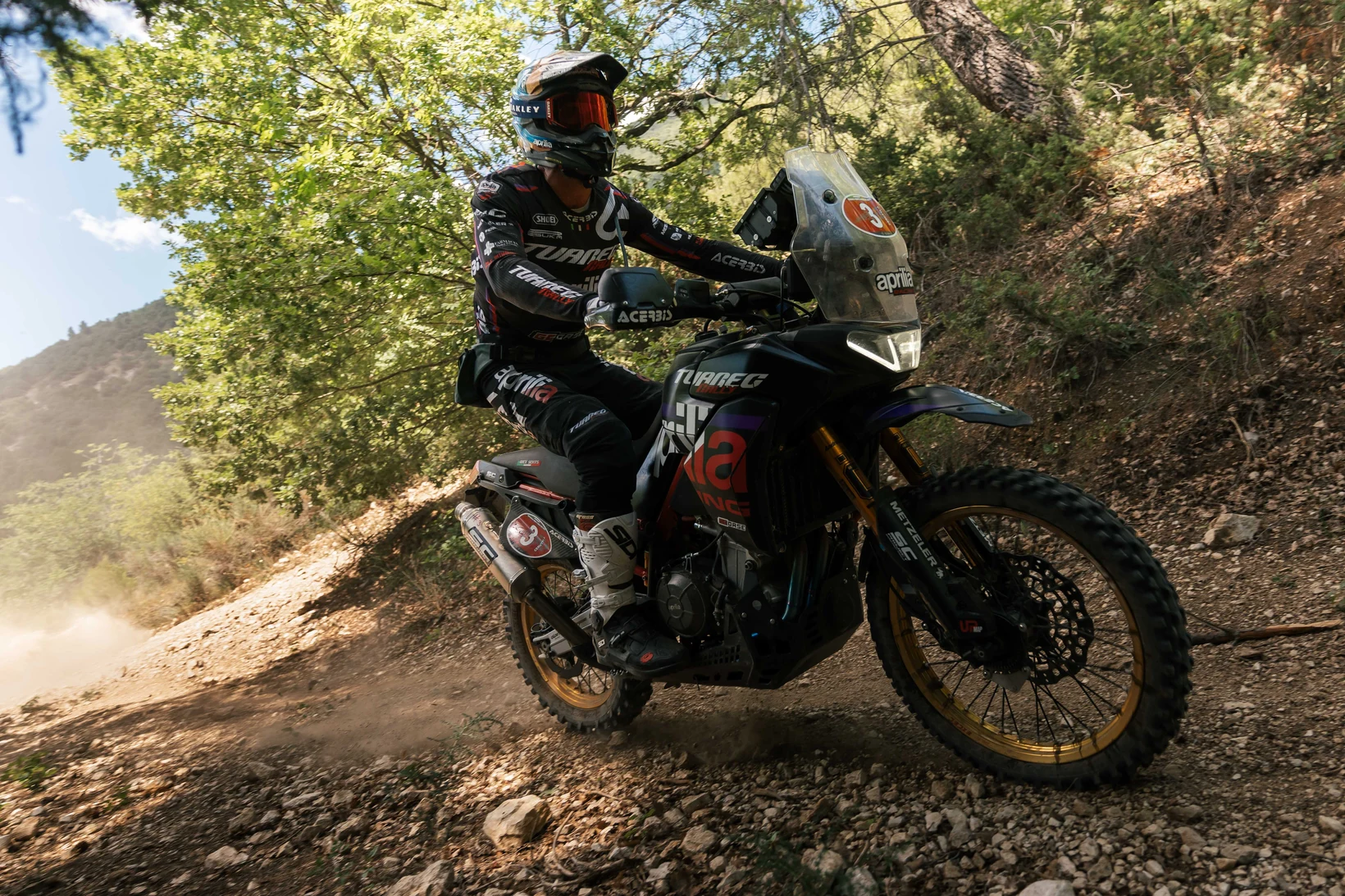 Aprilia Tuareg arazi sürüşü