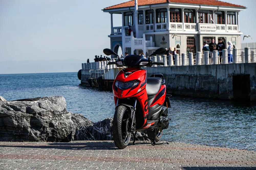 Aprilia SR 125